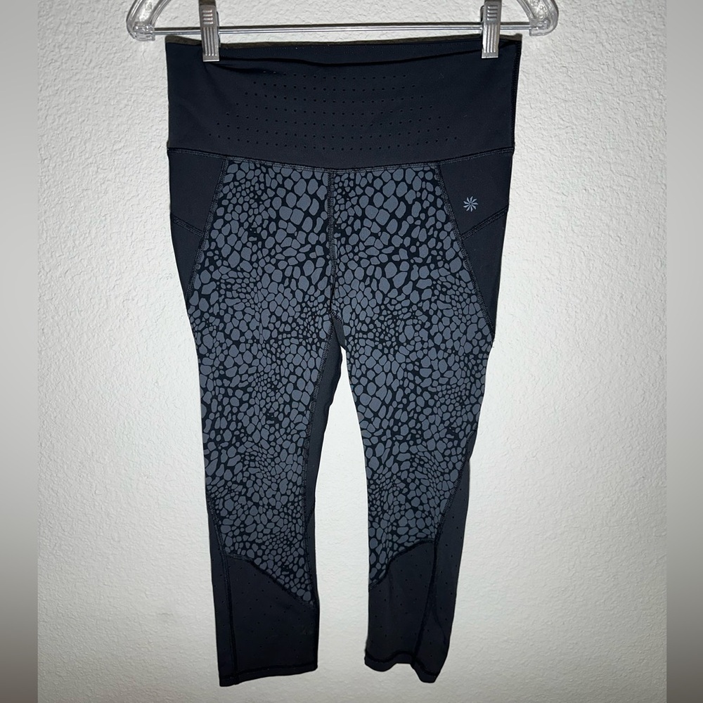 Athleta Black Cropped Leggings Size Small